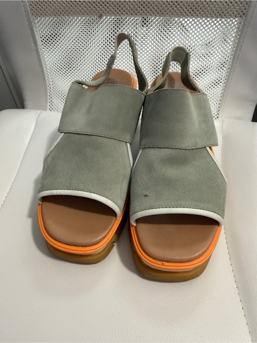 SOREL slingback wedge sandal size 8